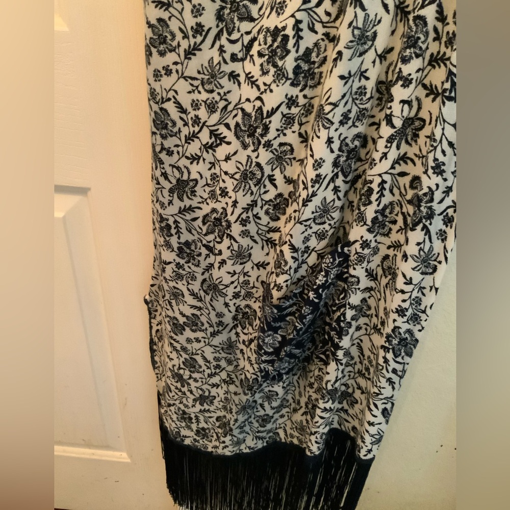 0066. One of a kind Chris Stapleton Custom Poncho Top - Picture 4 of 7